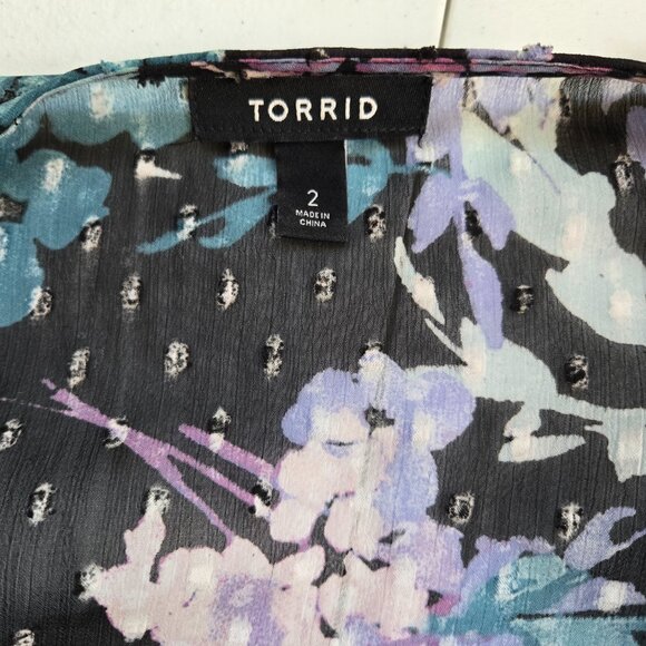 630-24 Torrid Maxi Swiss Dot Floral front tie Kimono Duster Size 2 (16/18) - Picture 10 of 12